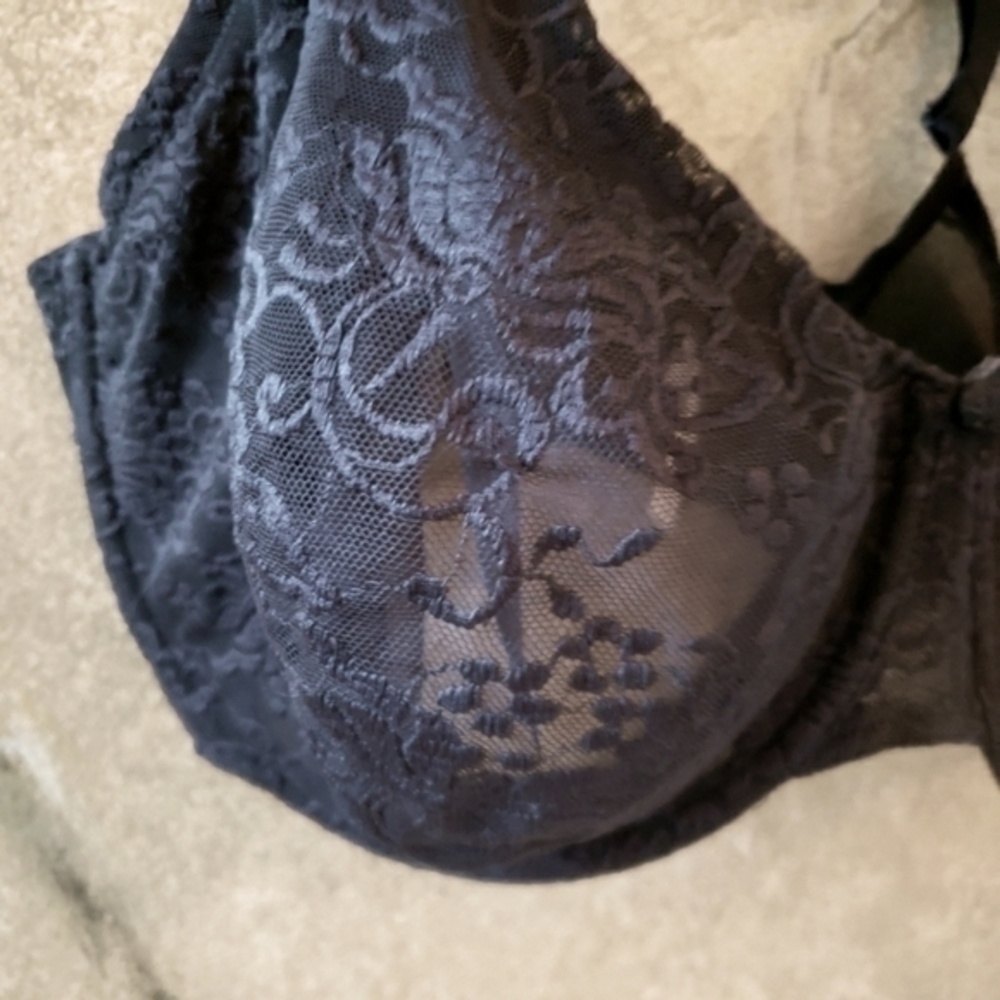 CACIQUE Black Lace & Mesh Bra Size 44F